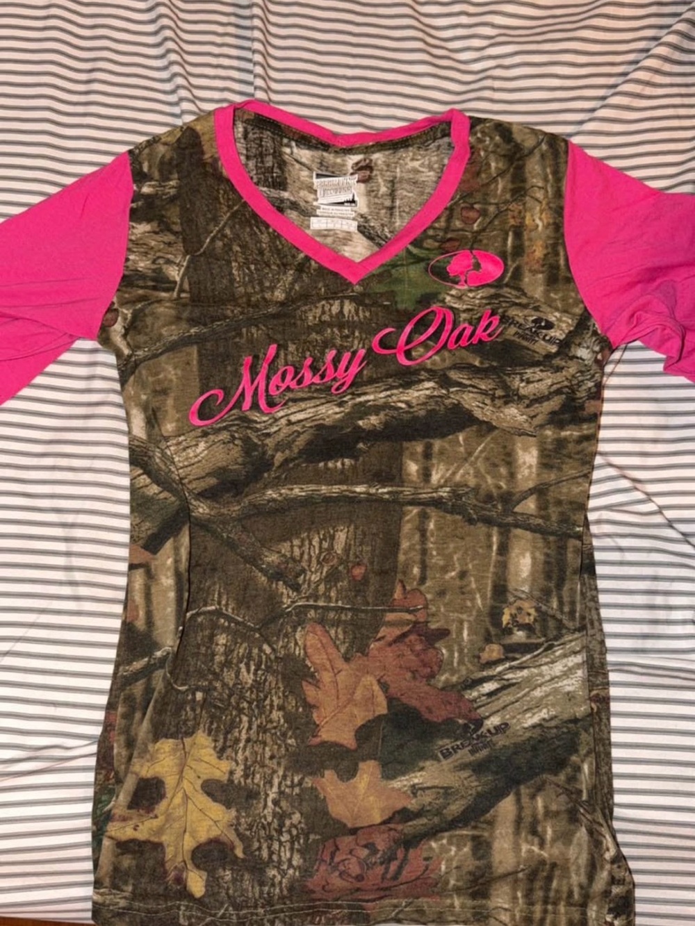 Mossy Oak Brown Camo V-Neck Top with Pink Sleeves